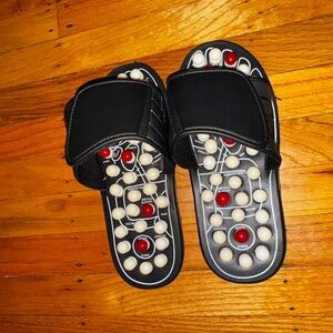 Acupuncture shoes